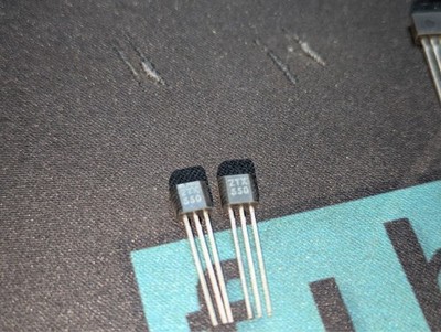 ZTX550 || ZETEX || PNP SILIZIUM PLANAR MEDIUM POWER TRANSISTOR 1A 45V || 2 PCS