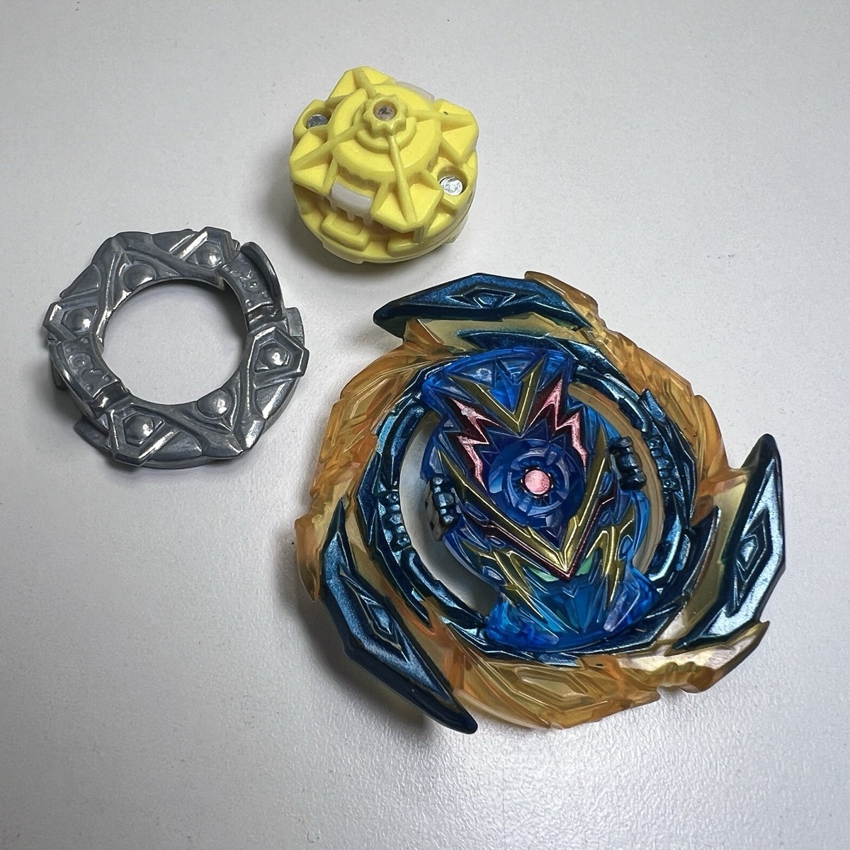 Hasbro Beyblade Brave Valkyrie Ev' 2A Evolution Attack Burst | eBay