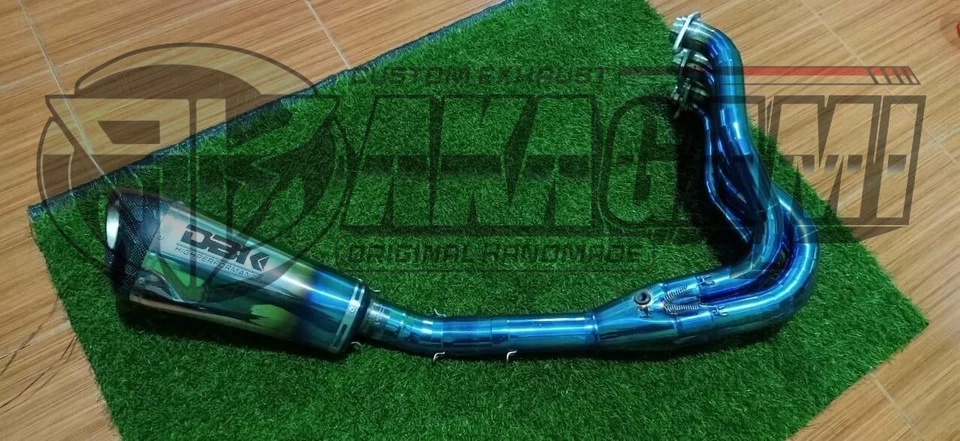 Silenciador de escape personalizado apto para Kawasaki Ninja ZX6R / ZX636 Underbelly Foto 2 de 4