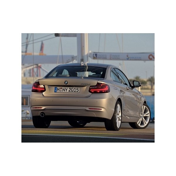 Attelage BMW F22 2014- avec rotule col de cygne et attache remorque Westfalia résistant