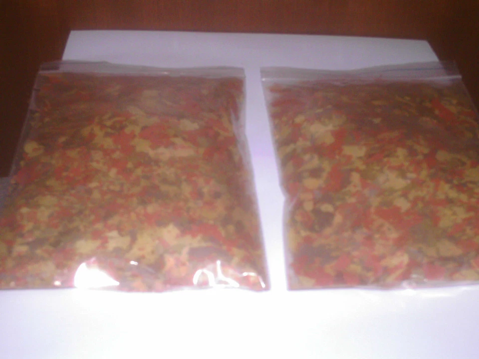 1000 ml / 1 l  FISCHFUTTER Aquarium Hauptfutter kleine Flocken