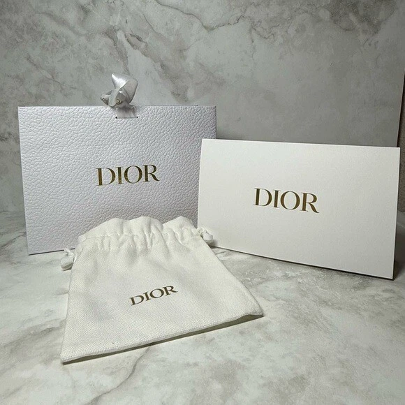 Dior   Sac cadeau, sac à poussière et enveloppe   Blanc/Or