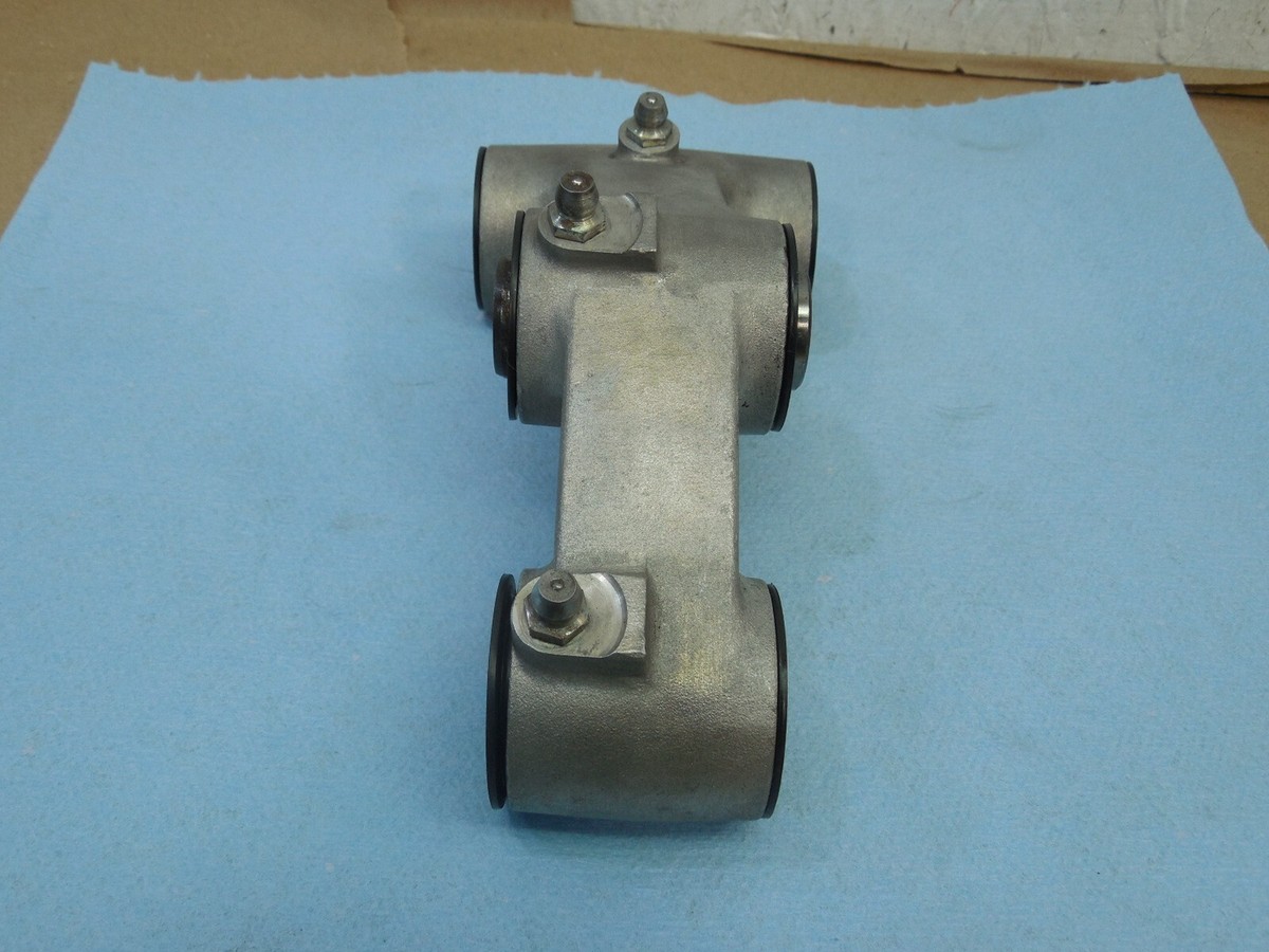 is.mです 1993 Kawasaki ZX11 ZX1100-D Ninja Swingarm Swing arm Linkage