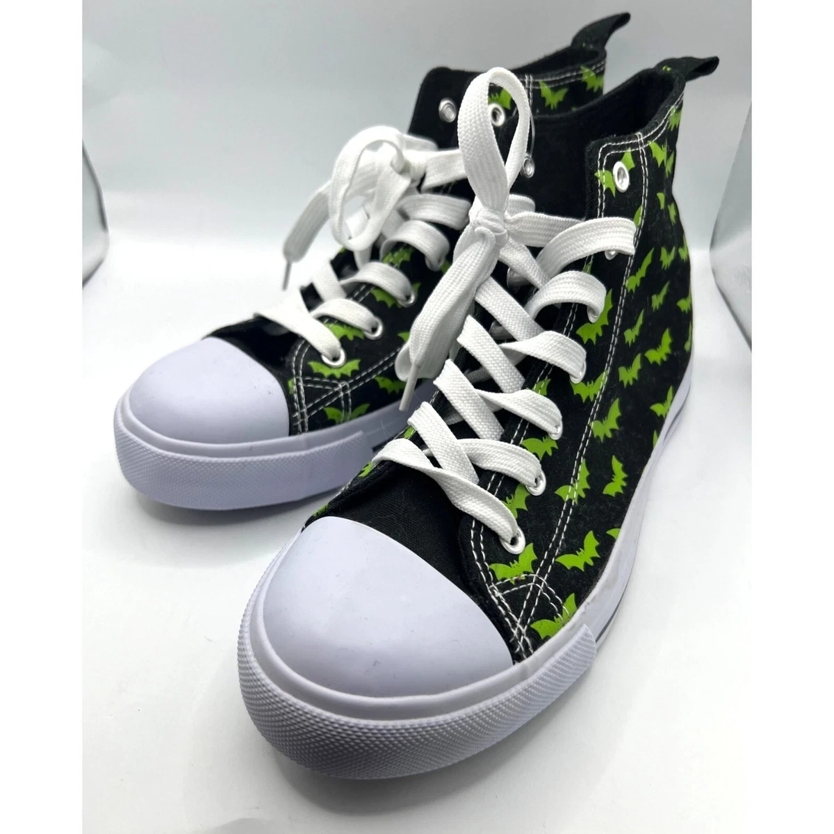 Hot topic shop womens shoes