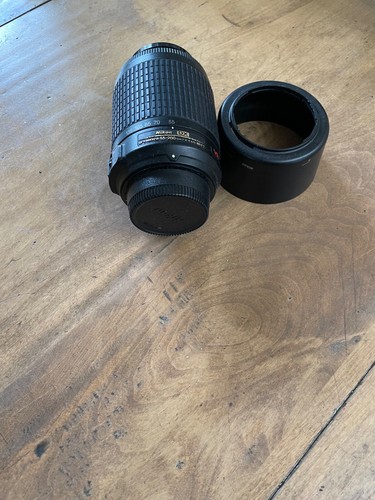 Nikon DX 55-200 VR lens w caps - Picture 3 of 3