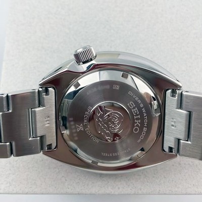 Seiko Prospex Sea PADI Men's Black Red Dial Automatic SRP789 Watch