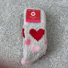 Target Crew Socks Grey with Hearts New Womens 4-10 Fuzzy Cozy