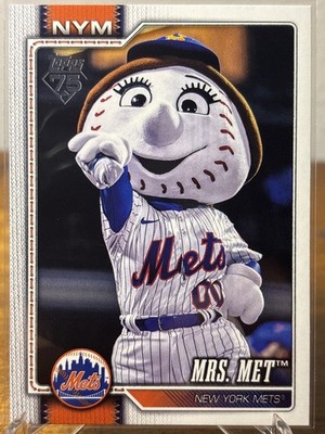2026 Topps #M-14 Mrs. Met Mascots