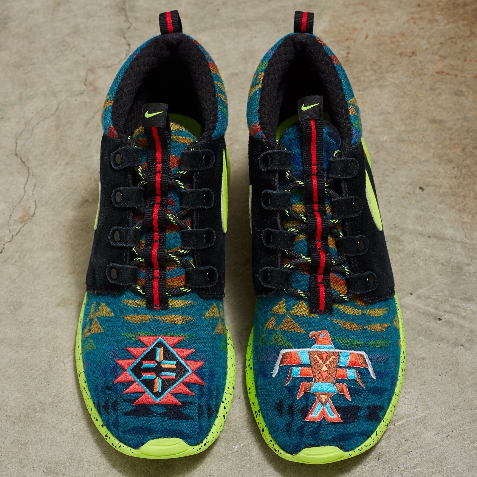 Nike x Pendleton Roshe One Mid SAMPLE ‘Multicolor… - image 4