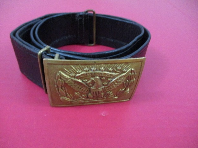 Vintage Eagle And Crest Military Academy Buckle Leather Belt E Pluribus Unum Us Army Navy Air Force Officer Military 80s  main image 4