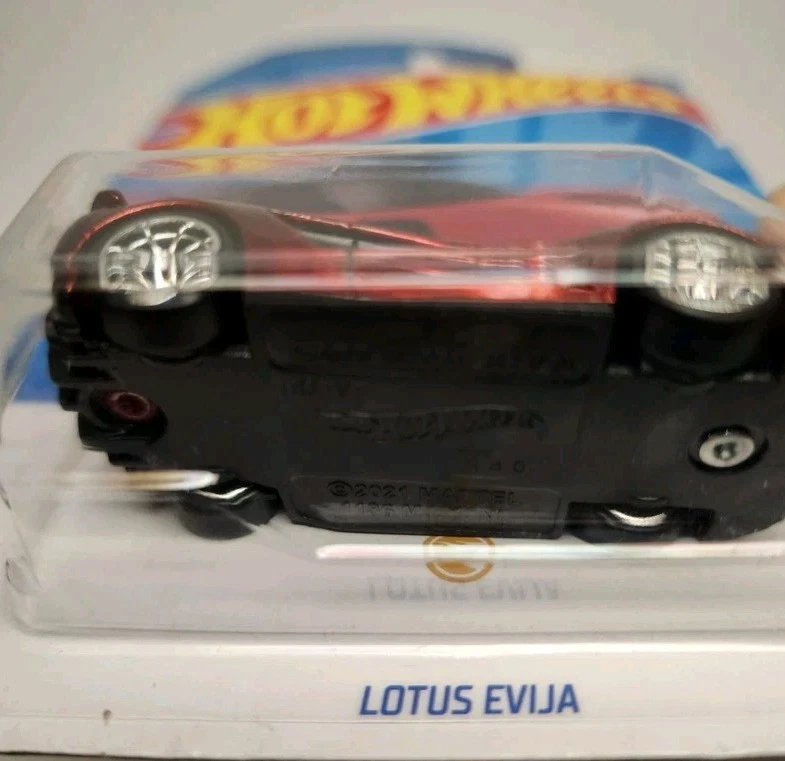Hot Wheels HKL13 STH Super Treasure Hunt Lotus Evija 84/250 2023 - Immagine 3 di 3