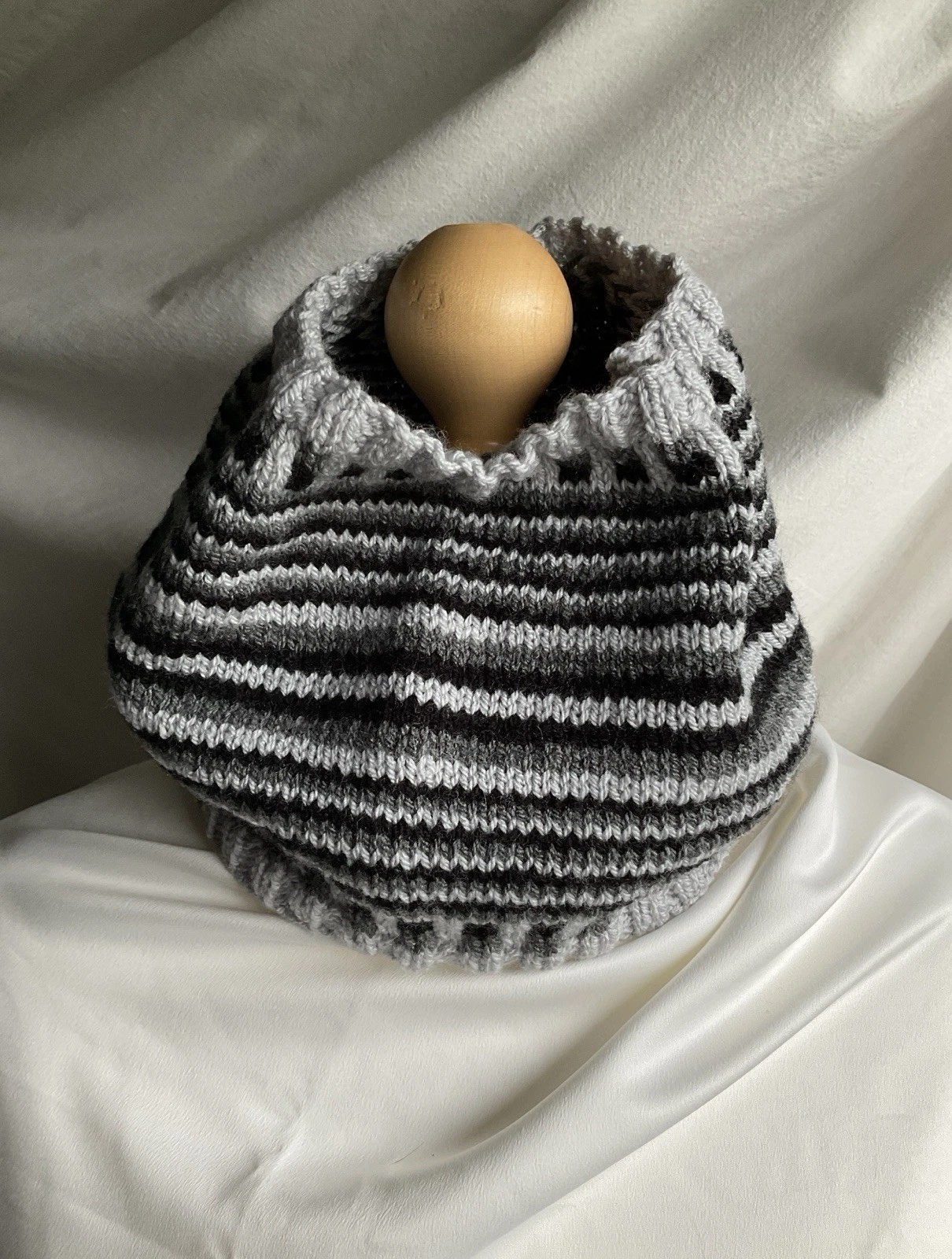 Knitted Adult Cowl.