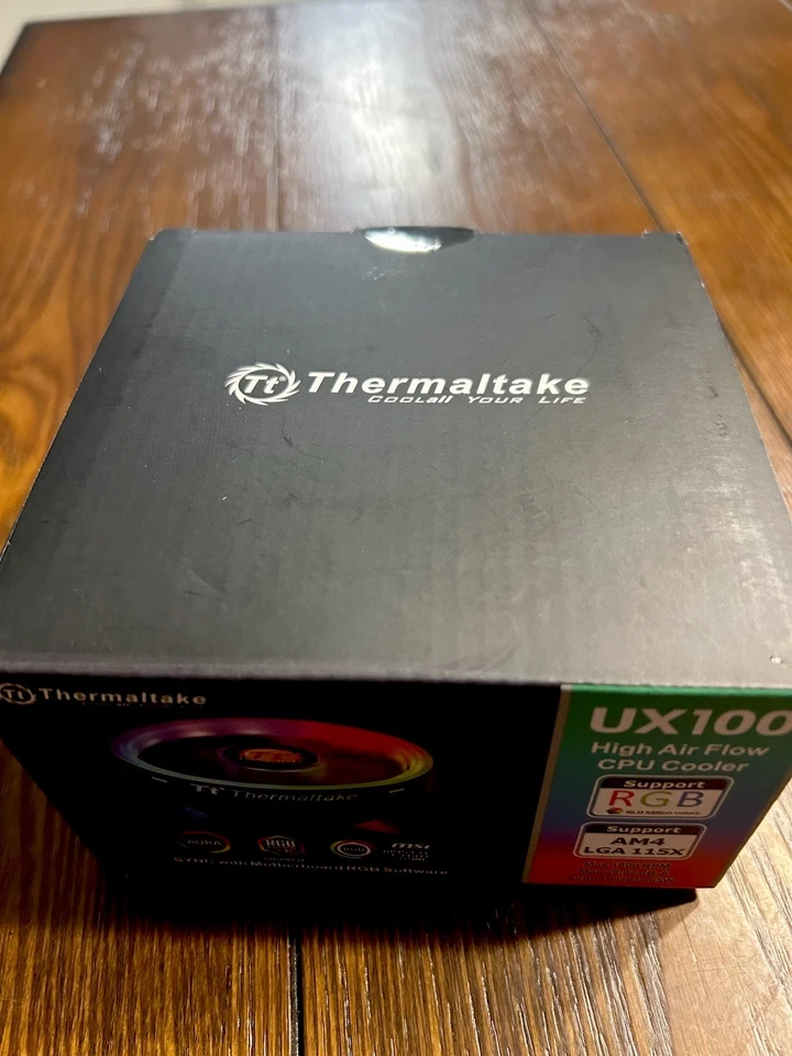 Thermaltake UX100 5V Motherboard Sync High Airflow Hydraulic Bearing ARGB Light - Image 2 of 4