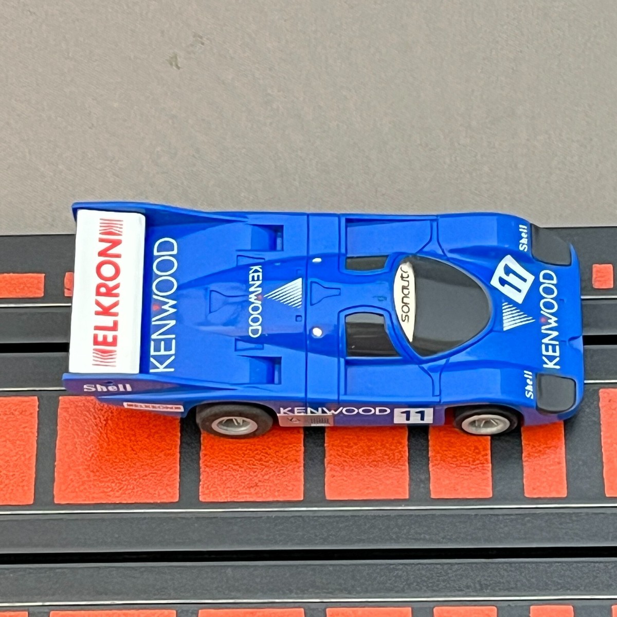 A*i様 TOMY トミー AFX 0032 ポルシェ956 ケンウッド HOスロットカー TOMY AFX 0032 マグナカー ポルシェ956