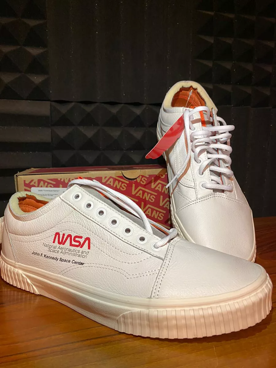 banan apt Forhandle Vans NASA Old Skool Space Voyager White US12 *NEW* | eBay