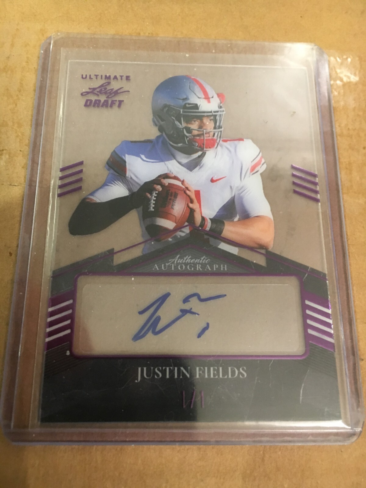 Justin Fields Leaf Ultimate Draft Ultimate Clear Autographs #CAJF1 Purple 1/1