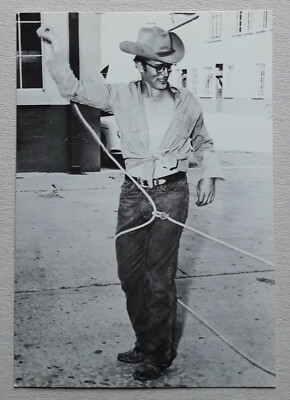 AK Schauspieler JAMES DEAN - Portrait - Foto-StarPostKarte #100