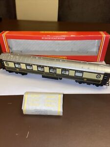 Hornby R223 Pullman 1st Class Coach OO Gauge Blank name plate Boxes New