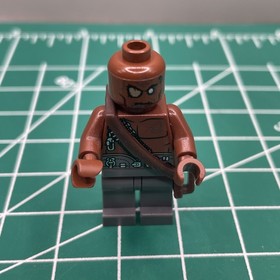 LEGO Pirates of the Caribbean Whitecap Bay (4194) Minifigure Lot of 4 Incomplete