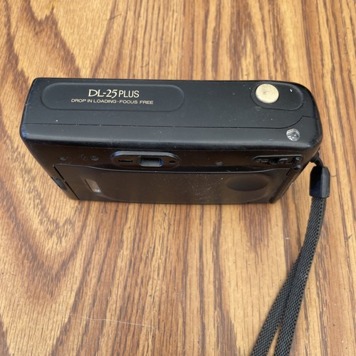 Fuji Fujifilm DL-25 Plus 35mm Point & Shoot Focus Free Camera, Drop in Loading - Picture 4 of 8