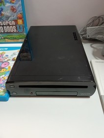 Wii U Console And Gamepad 32GB Bundle With Super Mario Maker - Mario 3d World