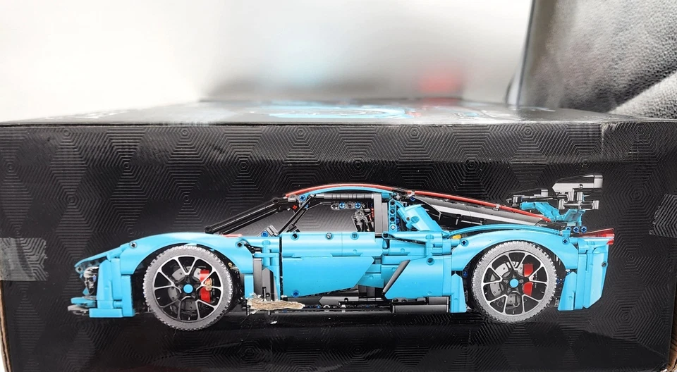 NISB - Motorized Hong Qi S9 Concept Hypercar Technic Set | 1:8 Scale | 3,501 pcs - Image 3 of 4