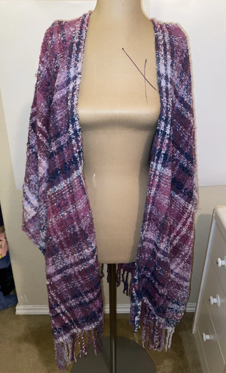 Woolrich poncho womens One size plaid soft brushed woven wrap soft fringe boho