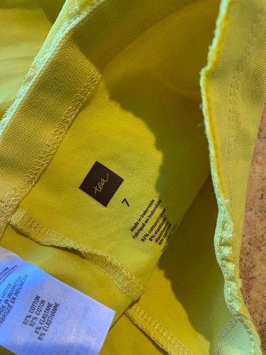 Size 7 Yellow Tea Collection Legging - Picture 5 of 5
