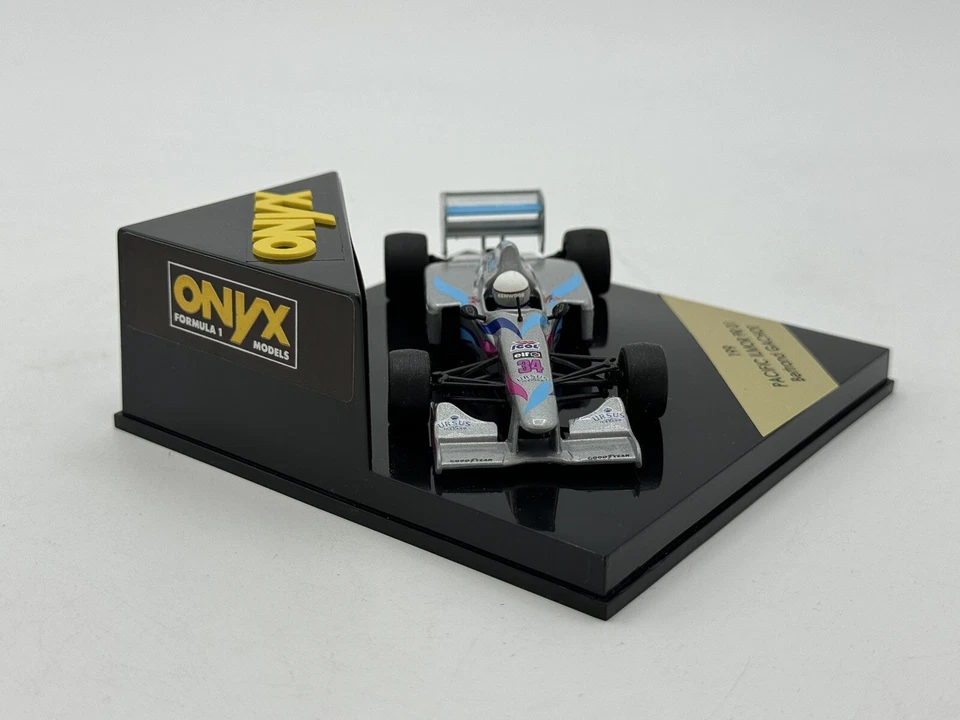 Modelo de coche fundido a presión Onyx escala 1:43 - Fórmula-1 PACIFIC ILMOR PR 01 Foto 3 de 4