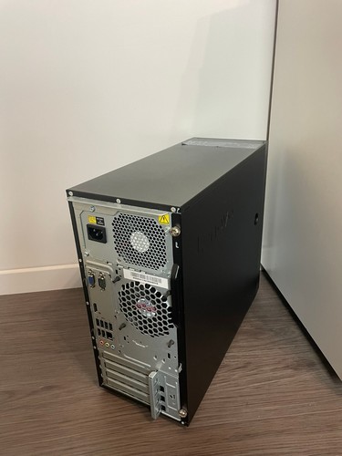 Lenovo ThinkServer TS150 70UB Xeon 3.30GHz RAM 32 Go SSD 480 Go - Foto 3 di 6