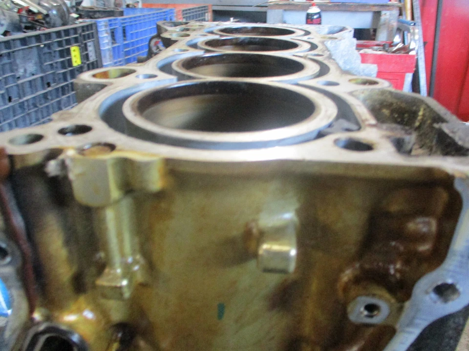 2007 Acura RDX - K23A1 - Engine Clyinder Block (BARE:No Piston/Crankshaft) Foto 4 de 4