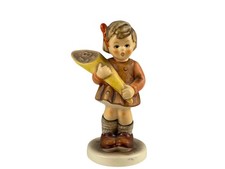 Hummel Figurine 549 3/0 A Sweet Consolation 9 cm. 1st Choice. top condition