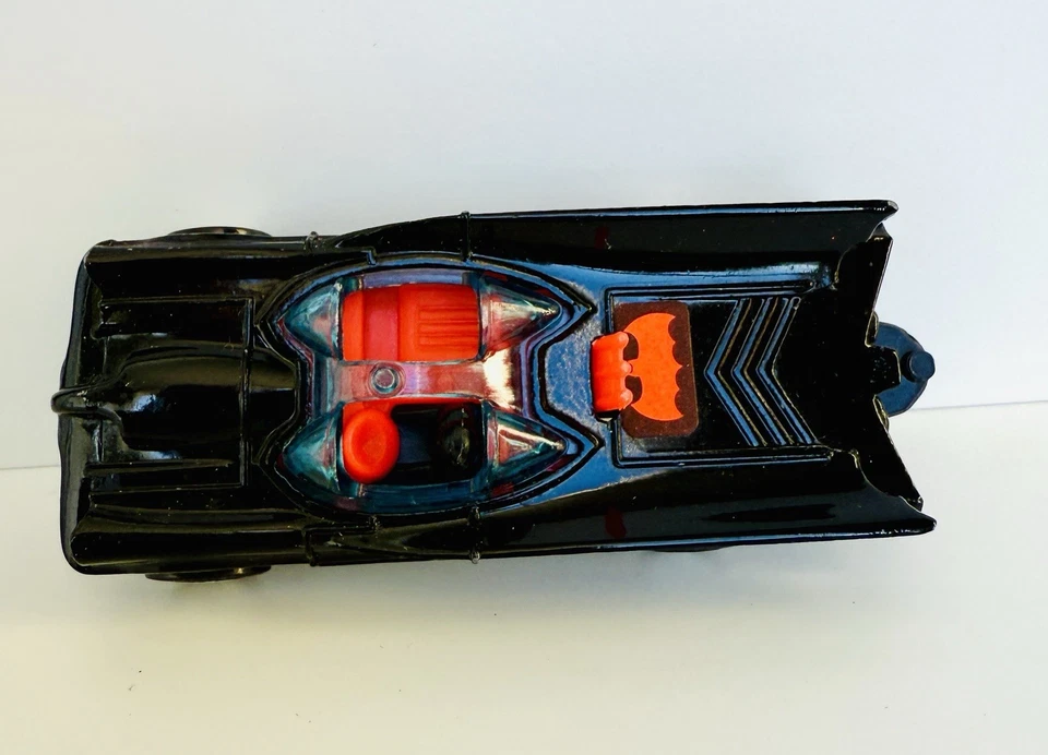 1976 Corgi Juniors Batmobile W/ Batman 1:64 Scale Toy DC Comics Vintage Car - Image 3 of 4