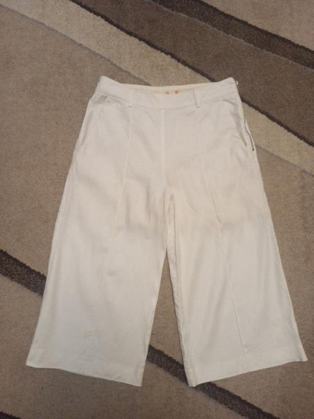 Women BOSS Orange Shorts Beige S