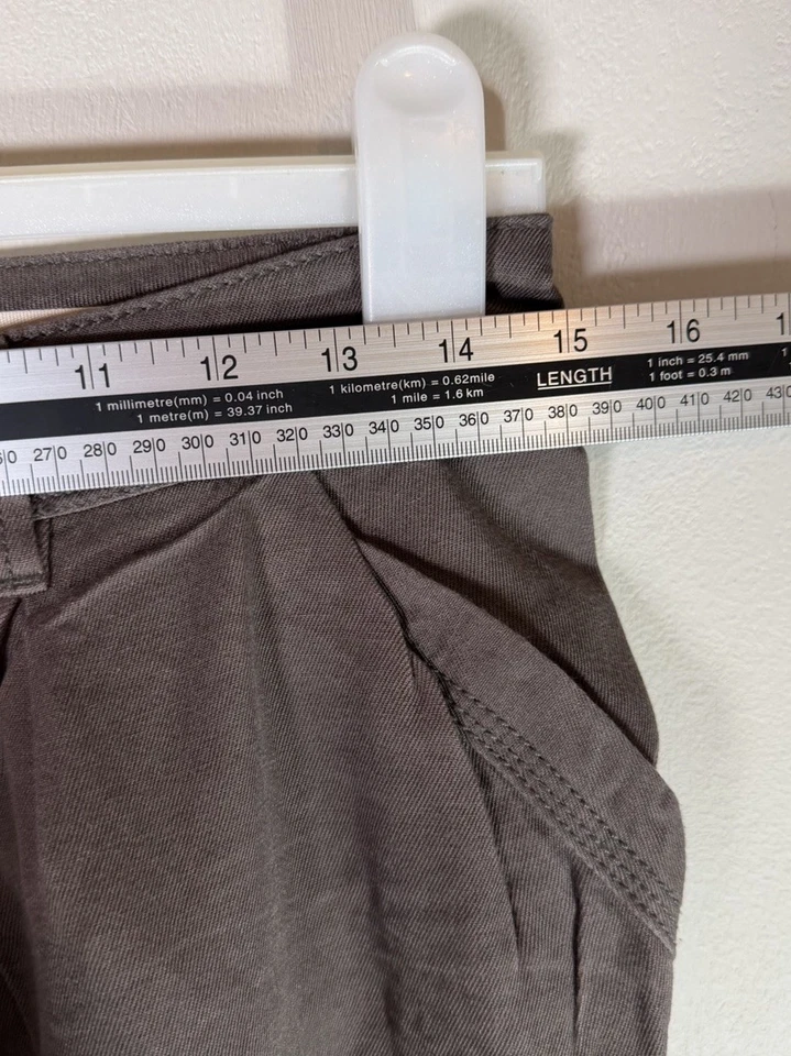 DKNY Jeans Trousers Skinny Pants Pull On Stretch UK 6/8 Lightweight Mushroom - Image 3 of 4