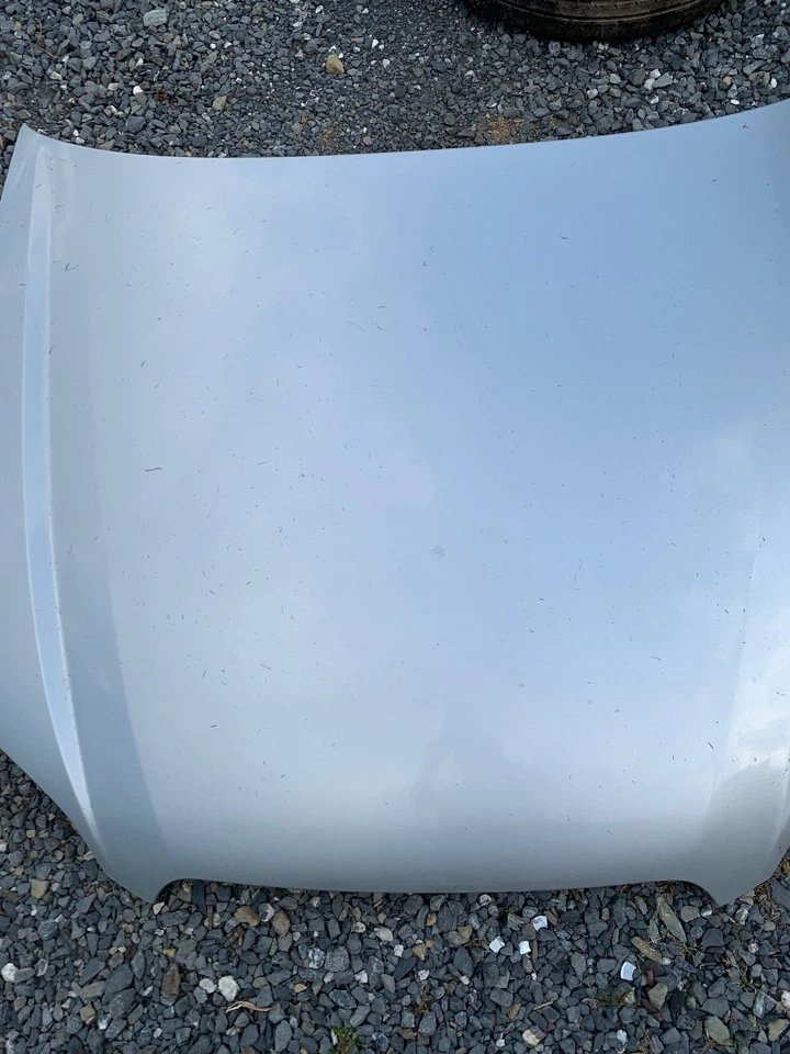 Subaru Legacy Wagon 2005 2006 2007 OEM 05 06 07 cierre de capó (recogida local) Foto 3 de 4