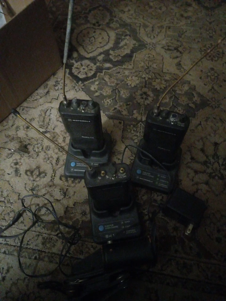 Motorola Radius P50 VHF UHF ? Two Way Radio's Three Radio's Charger With Holder - Image 2 of 4
