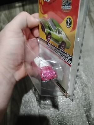 Hot Wheels 20th Collectors Convention Volkswagen Bug Convertible