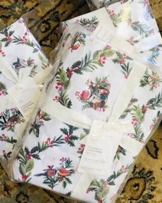 Pottery Barn 12 Days Christmas Sheet Set White Green Queen Wreath Holly Drummer