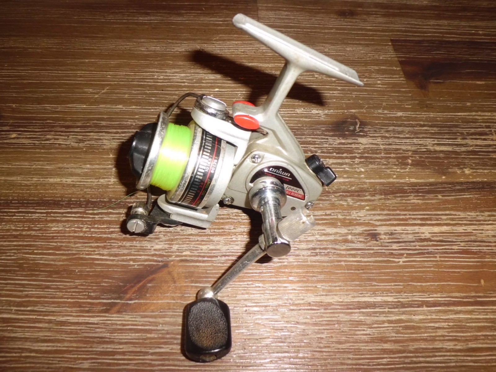 Vintage DAIWA 1000C Ultra Light Spinning Reel