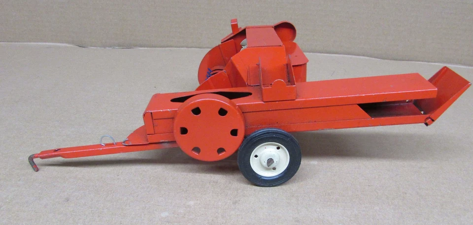 Tru Scale Hay Baler Vintage Original Farm Toy 1/16 Scale Pressed Steel Nice - Image 3 of 4