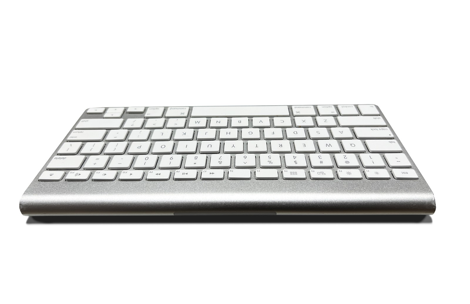 Apple Wireless Bluetooth Compact Aluminum Keyboard A1314 MC1