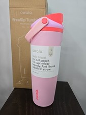 Owala FreeSip Sway Stainless Steel Water Bottle / 30oz / Color: Angel Food Cake