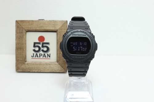 CASIO G-SHOCK DW-5750E-1BJF Black Digital  Japan Model JDM Negative LCD