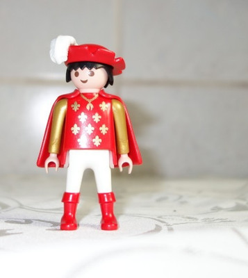 PLAYMOBIL    junger Edelmann    Graf    Ritter   Prinz  