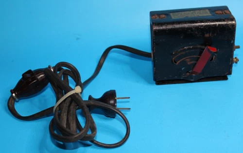 Vintage Louis Marx #790 Toy Collector Train Transformer READ