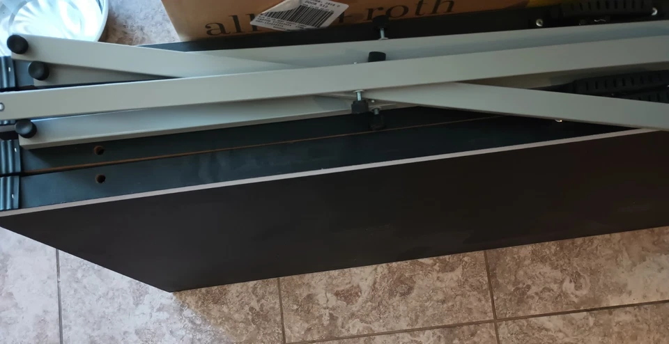 Mesa de ping pong Franklin ligeramente usada Foto 3 de 3