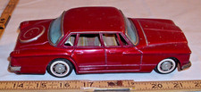BANDAI 1960 PLYMOUTH VALIANT 4 DOOR CAR TIN FRICTION TOY JAPAN