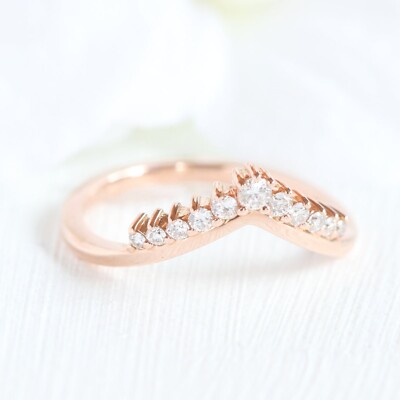 0.6ct Round Cut Moissanite Chevron Crown Women Wedding Band 14k Rose Gold Plated