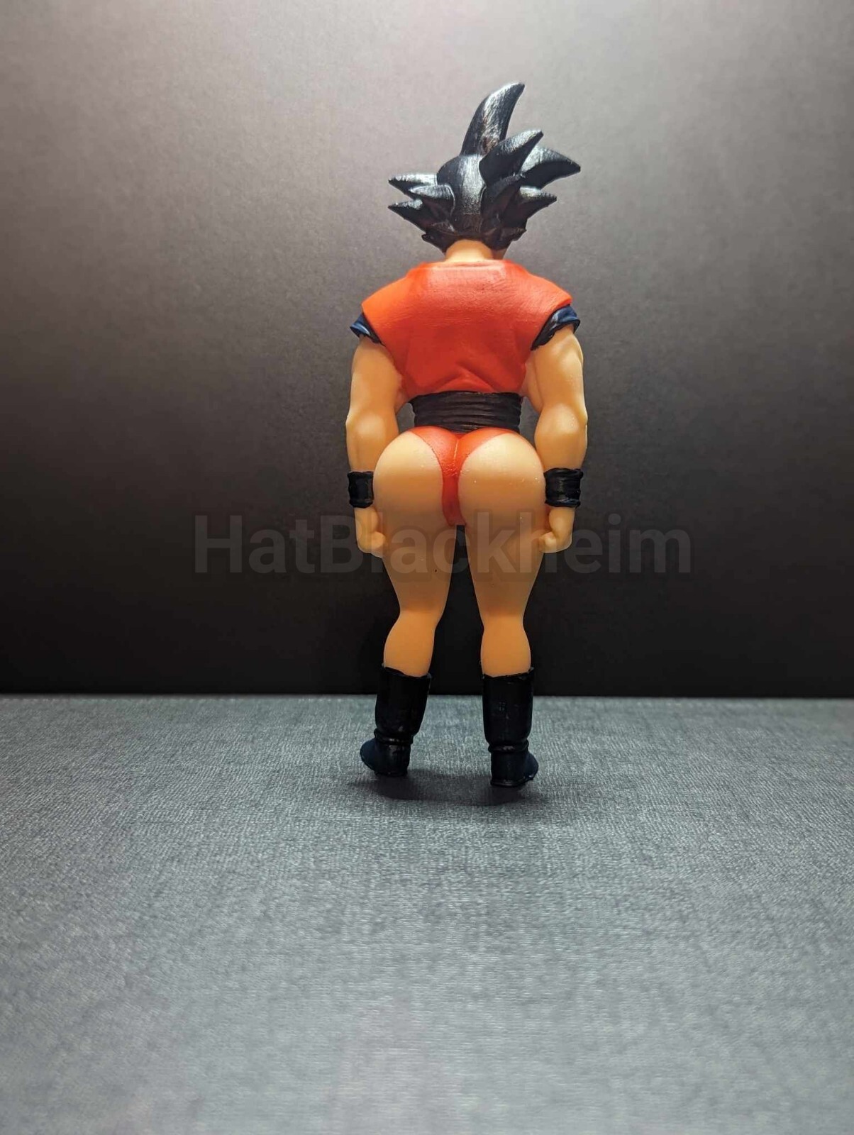 Goku grueso